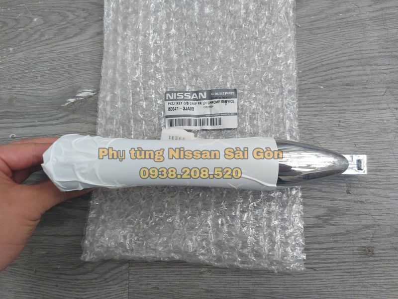 Tay nắm cửa trước dài bên trái Infiniti 80641-3JA0B