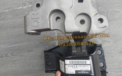 Cao su chân máy phía trước bên phải X-Trail 11210-ET80A