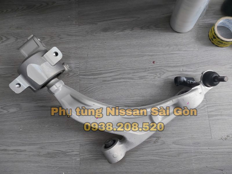 Càng A dưới bên phải Infiniti 54500-1CA1A