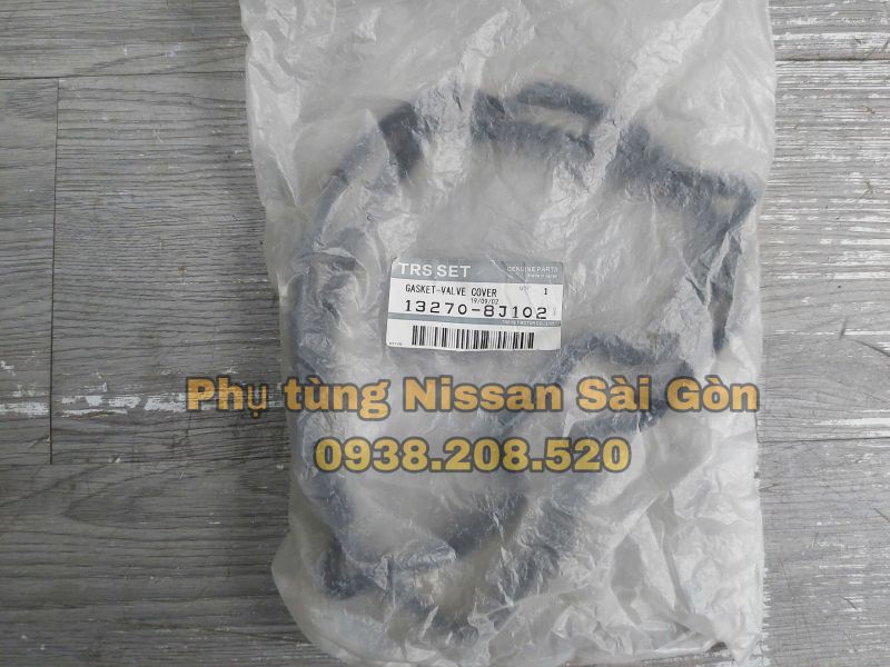 Ron nắp dàn cò bên phải Murano (Hàng xịn) 13270-8J102