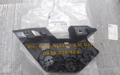 Bass bắt đèn pha bên phải X-Trail 26042-4CA0A