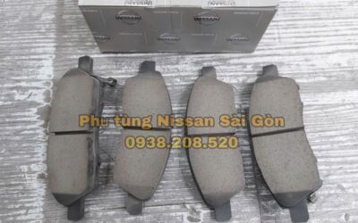 Bố thắng trước Sunny và Livina D1060-1HJ0A và D1060-3VA9B